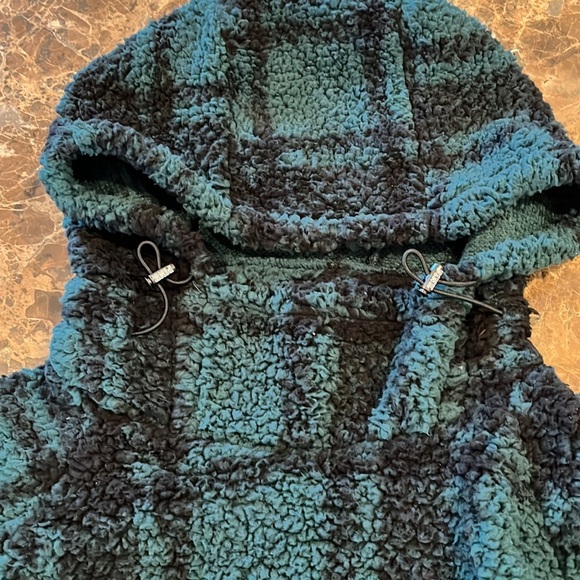 PINK Victoria’s Secret Green Plaid Cozy Plush Sherpa Pullover Hoodie XS Relaxed - Picture 5 of 10